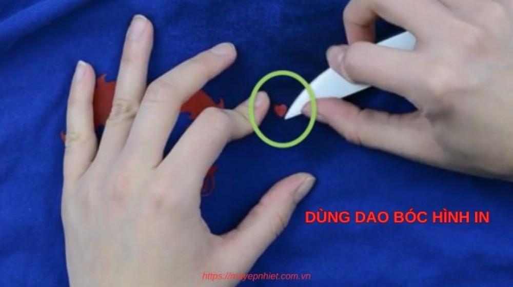 Bật mí 3 cách tẩy mực in chuyển nhiệt trên áo siêu hiệu quả