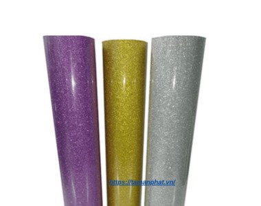 Khám phá sức hút của Decal PU in chuyển nhiệt kim tuyến màu bạc